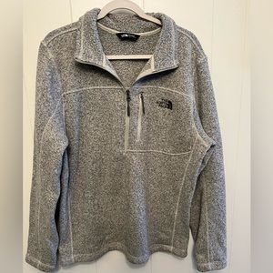 North Face Men’s Large Gray/Cream 3/4 zip Pullover